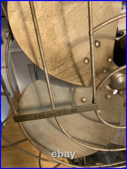 Working Vtg Hunter Zephair 16 Electric Oscillating 3 Speed Fan C. 265 Type C-16